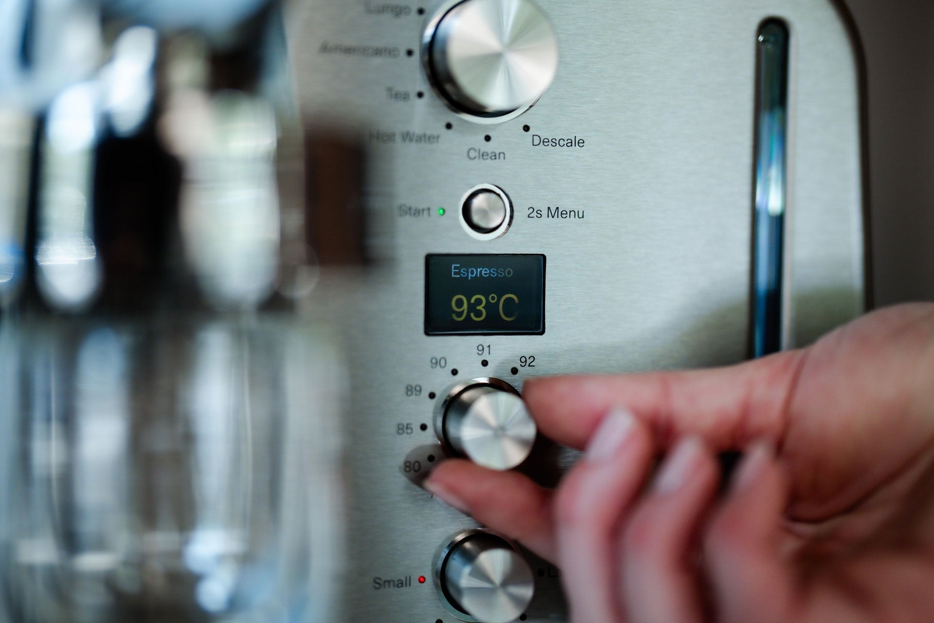 Revolutionize your coffee with adjustable brewing temperature